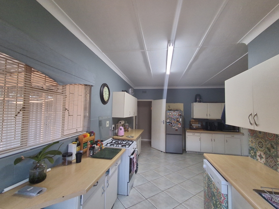 4 Bedroom Property for Sale in Flamwood North West